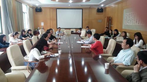 我校2014级教育硕士研究生拜师仪式在学军中学进行