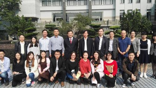 陈永富副校长带队赴学军中学检查教育硕士实习工作