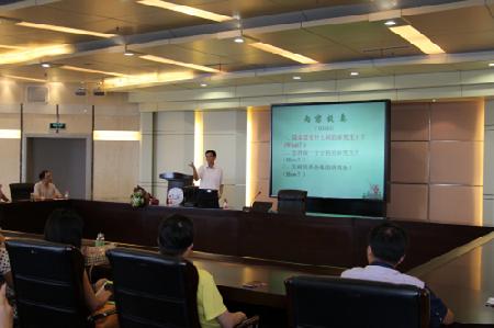 潘院士为研究生新生做讲座