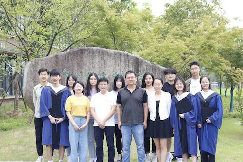 研究室团队成员合照